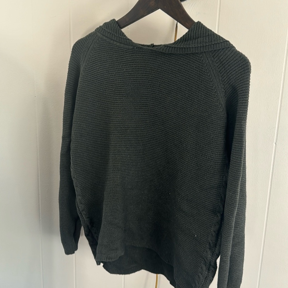 Knit hoodie